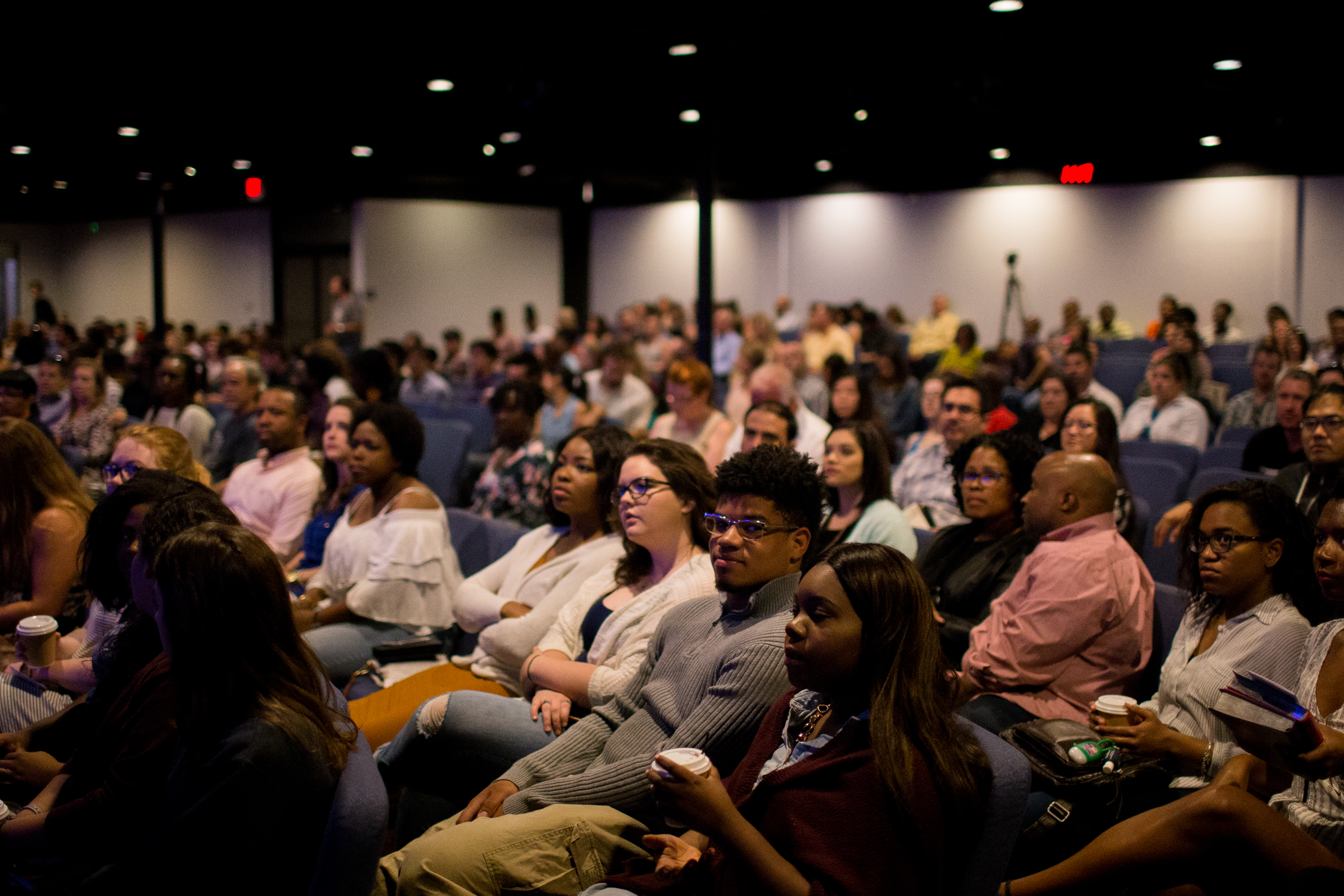 Multi Racial Church Church Finds New Path to Growth With a Mission of Diversity - Reporting ...